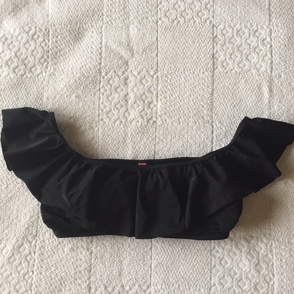 Victoria’s Secret off shoulder bathing suit top